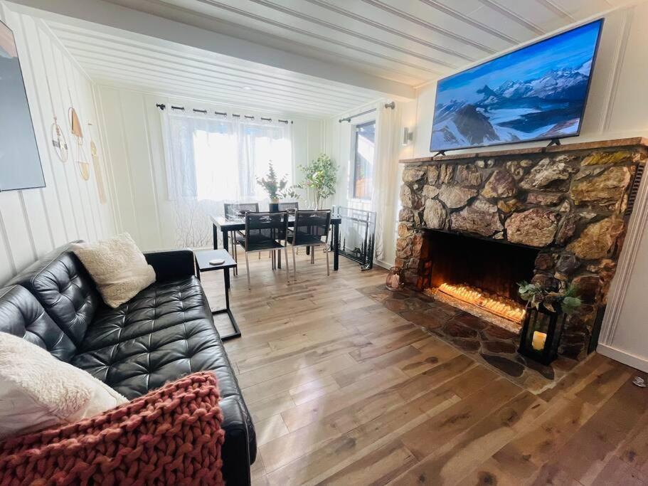 Sled-Ski Lakeside Village Cabin - Spa - Bbq - Firepit - Loft - Games Big Bear Lake Exteriör bild